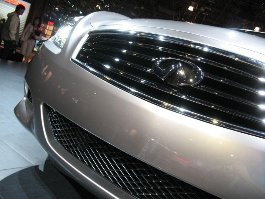  Infiniti G37 Coupe 2007 года  (фото 29 из 74)